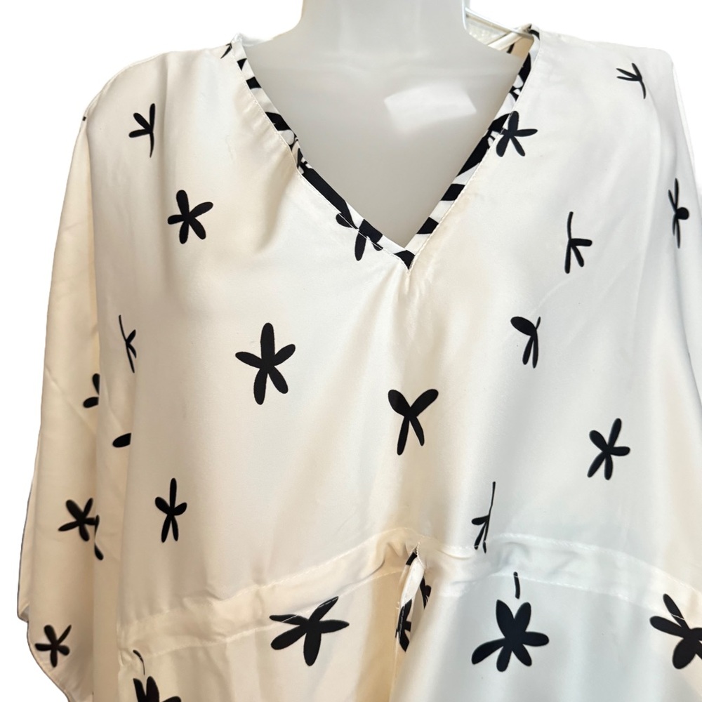 Winlar OS 100% Polyester White V-Neck Tunic with Black and Yellow Floral Motif